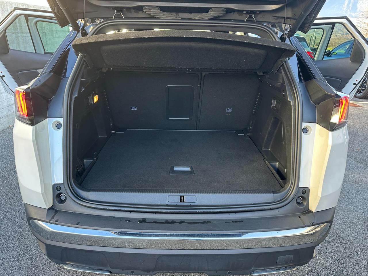 Peugeot 3008 3008 1.5 bluehdi GT s&s 130cv eat8