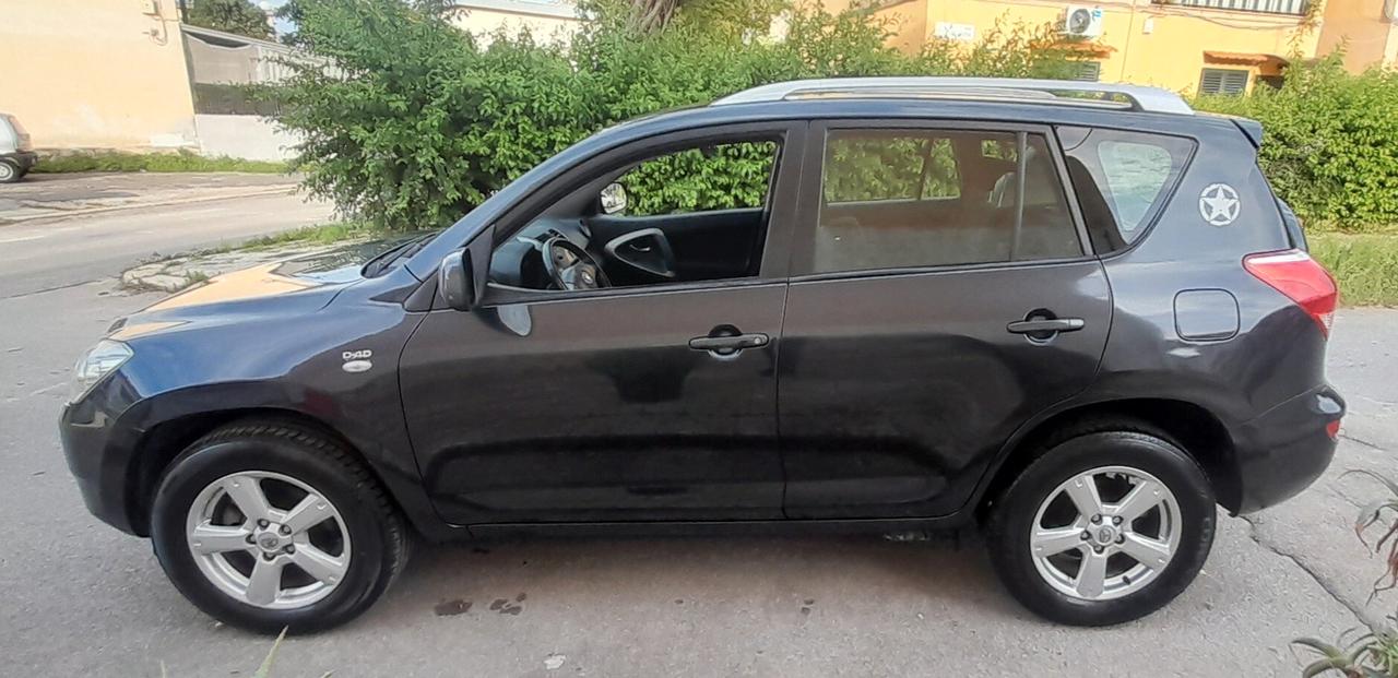 Toyota RAV 4 RAV4 2.2 D-4D 136 CV