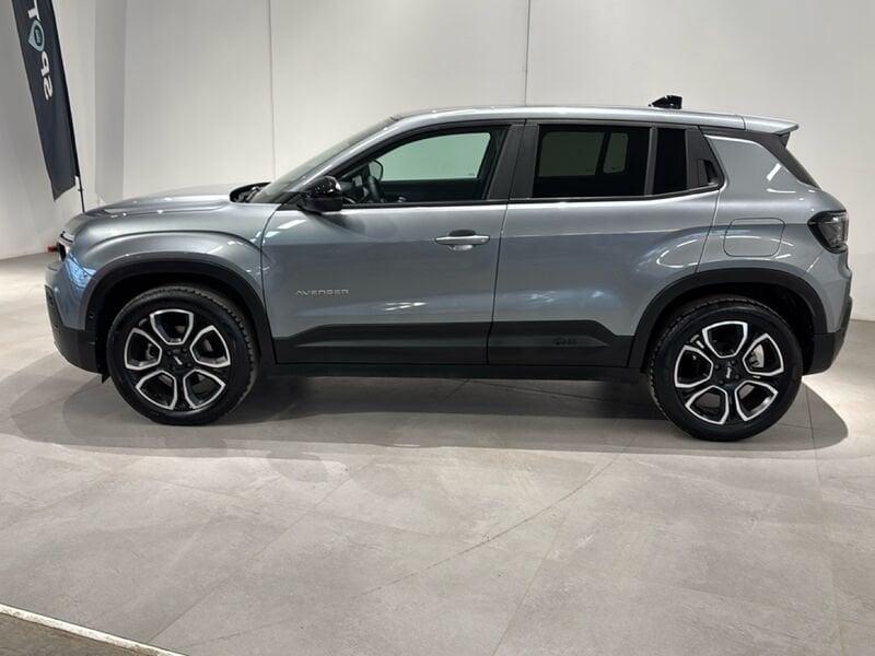 Jeep Avenger e-Hybrid 1.2 MHEV e-Hybrid Turbo Summit