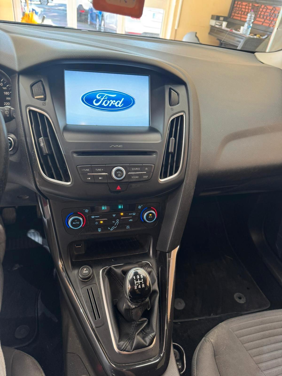 Ford Focus 1.6 120 CV GPL Titanium