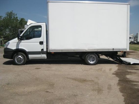 IVECO 40/35 C CASSONATO,