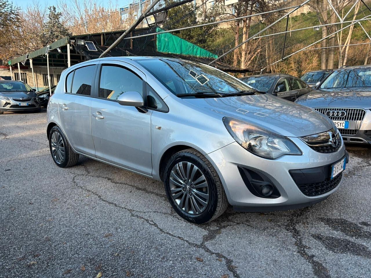Opel Corsa 1.2 85CV 5 porte GPL- ok Neopatentati