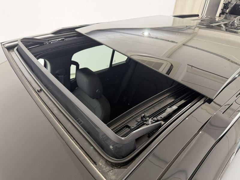 Land Rover Defender D250 AWD Auto 110 X-Dynamic SE
