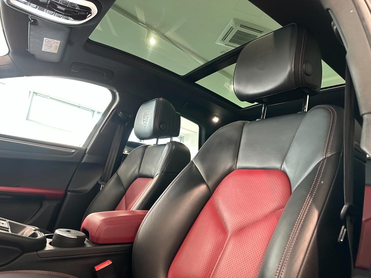 Porsche Macan 2.0 265CV PDK IVA ESPOSTA
