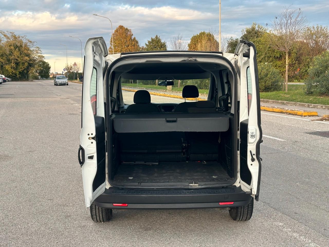 Fiat Doblo AUTOCARRO 5 POSTI 1.3 MJT N1 SX