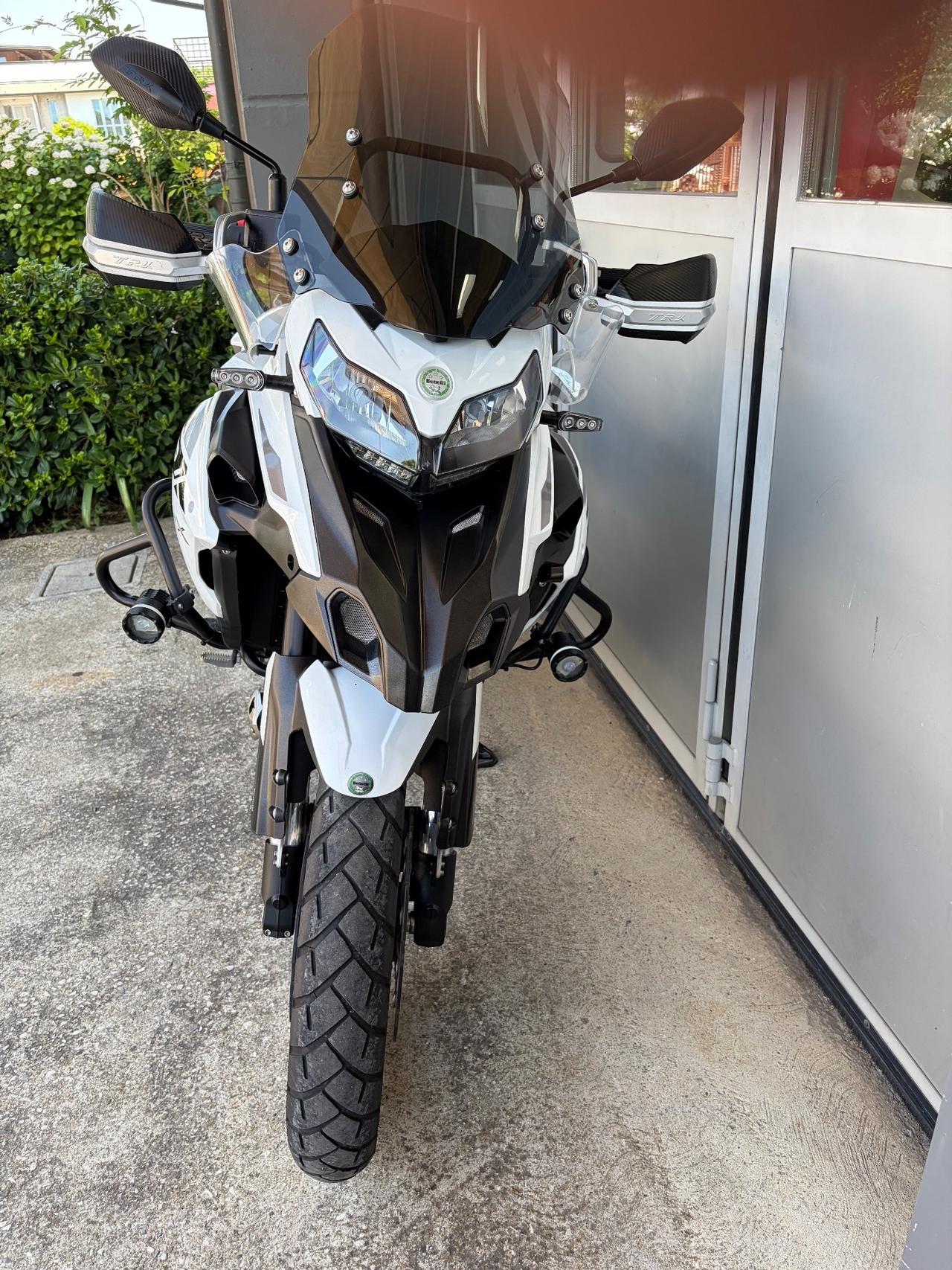 Benelli TRK 502
