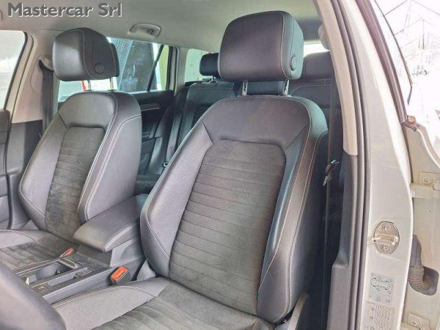 VOLKSWAGEN Passat Variant Passat Variant 2.0 tdi Executive 200cv dsg - GH430