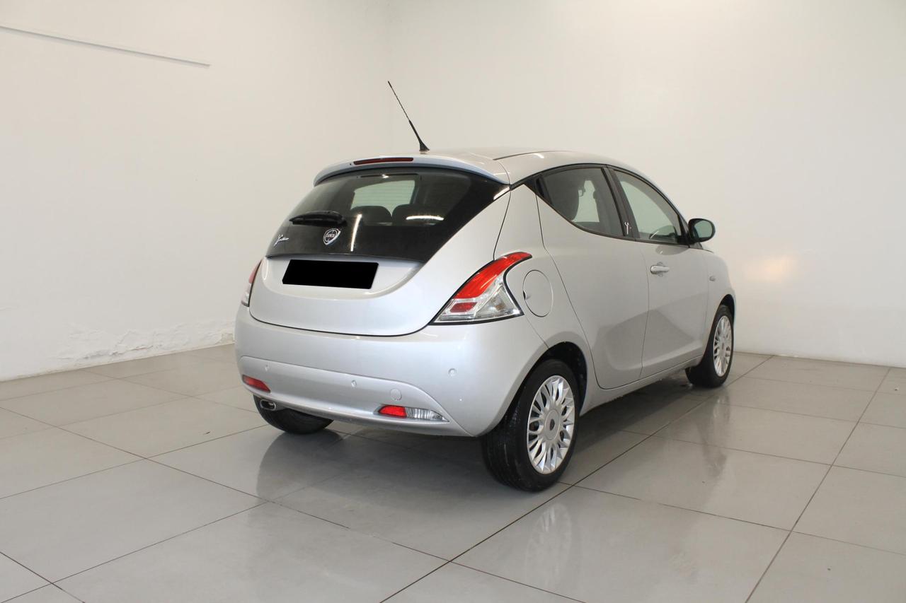 Lancia Ypsilon 1.2 Silver 70 Cv. Ecochic GPL