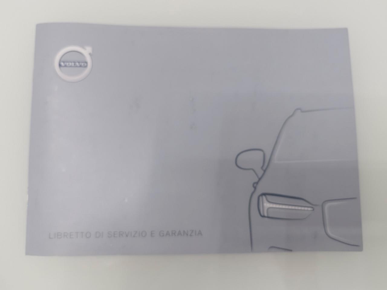 VOLVO XC40 2.0 D3 150 CV MOMENTUN GEARTRONIC