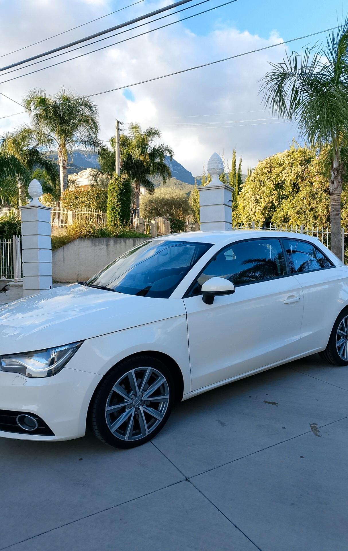 Audi A1 1.6 TDI 105 CV Attraction
