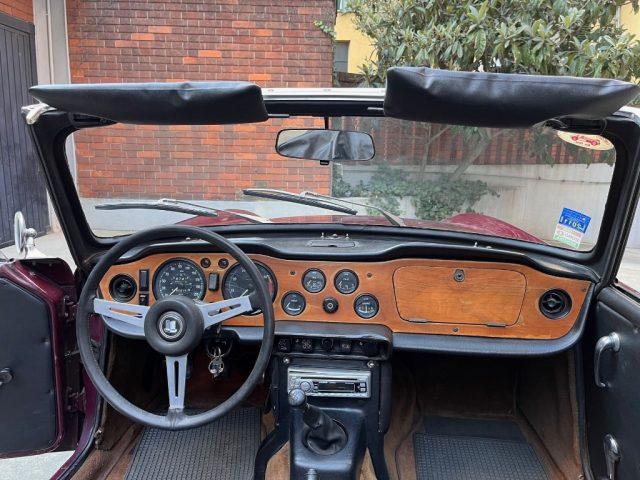 TRIUMPH TR6 P.I.