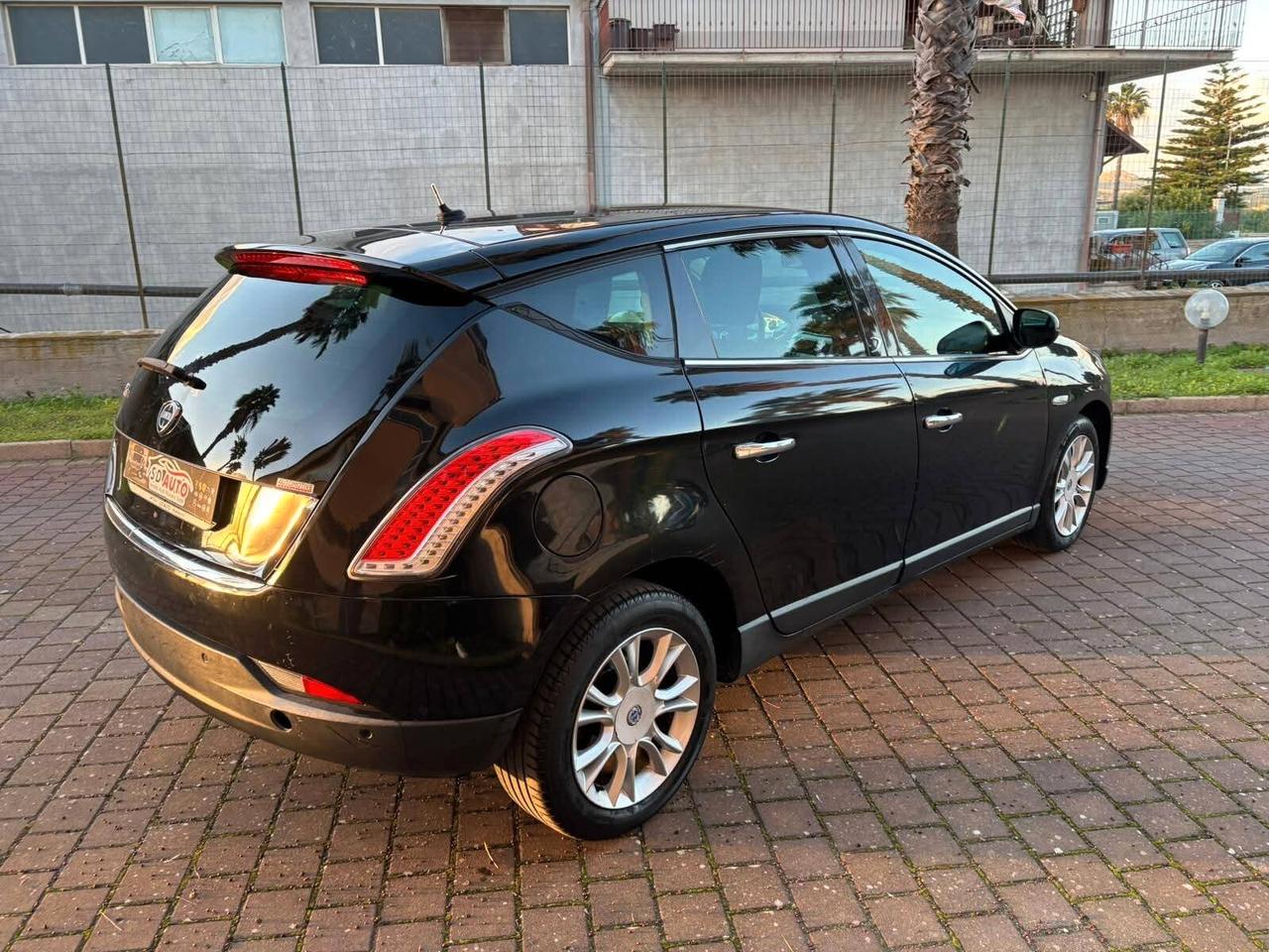 Lancia Delta 1.6 MJT DPF Platino