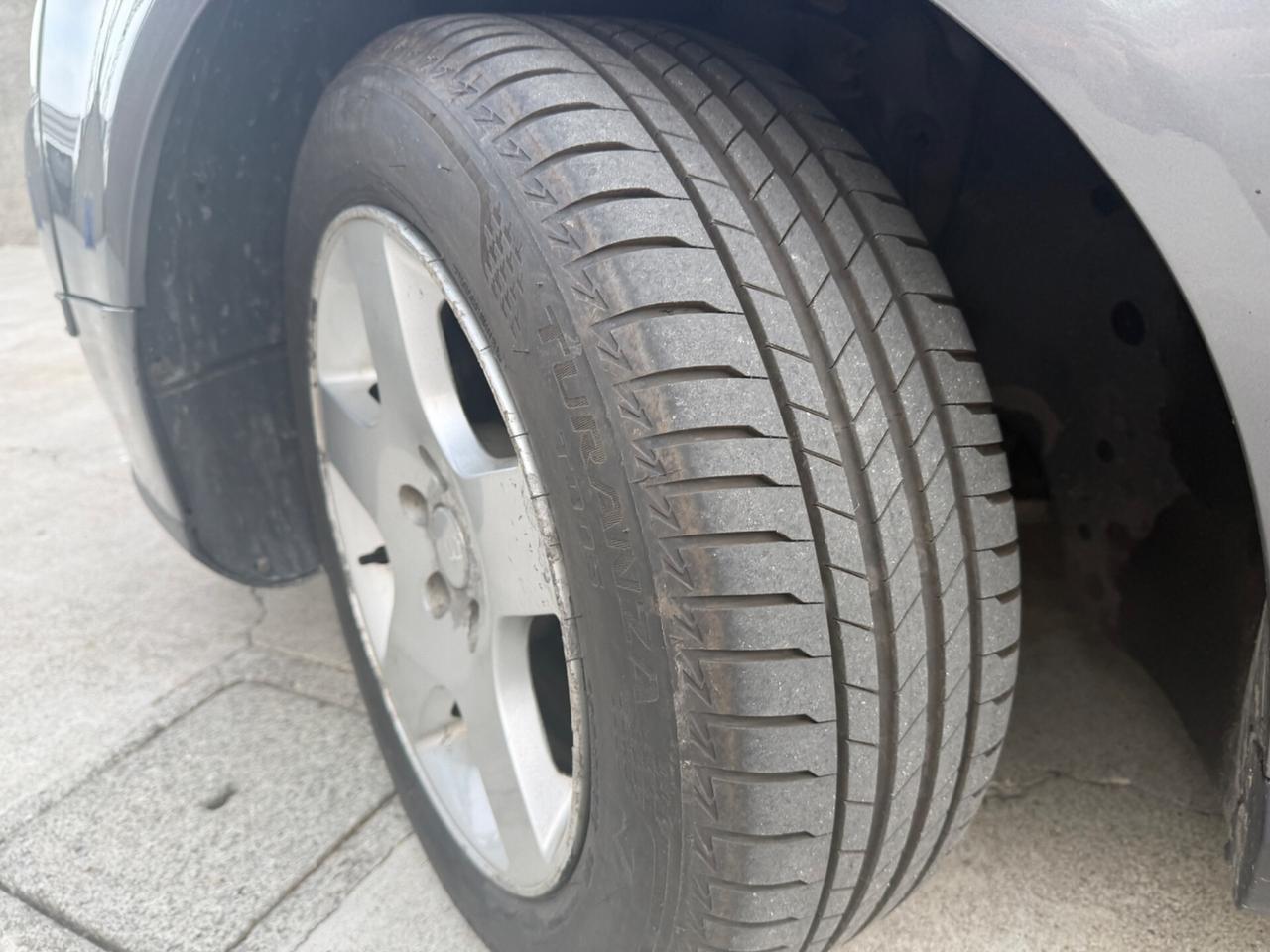 VW PASSAT 2.0TDI GANCIO TRAINO 1800KG