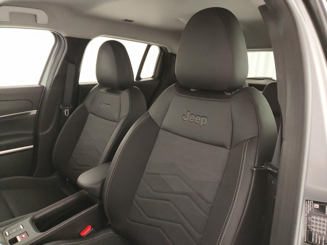 Jeep Avenger 1.2 Turbo 100 CV Summit