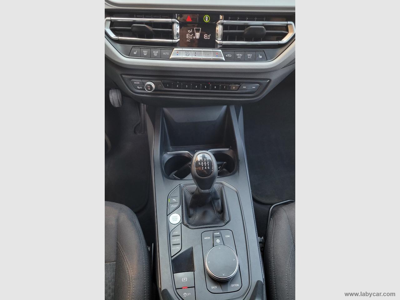 BMW 118i 5p. Advantage