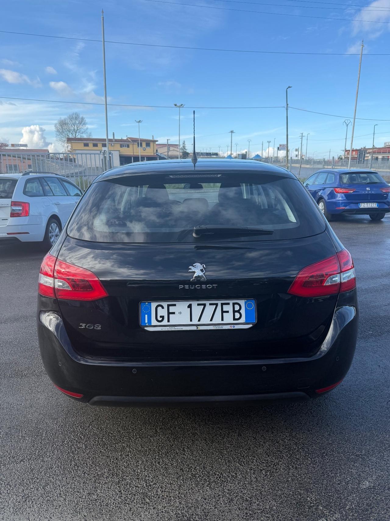 Peugeot 308 BlueHDi 130 S&S EAT8 SW Allure