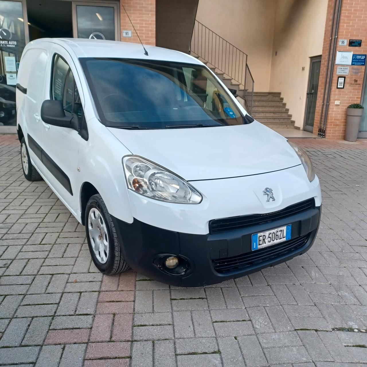 PARTNER 1.6 3 POSTI AUTOM MOTORE TOTALMENTE REVISIONATO