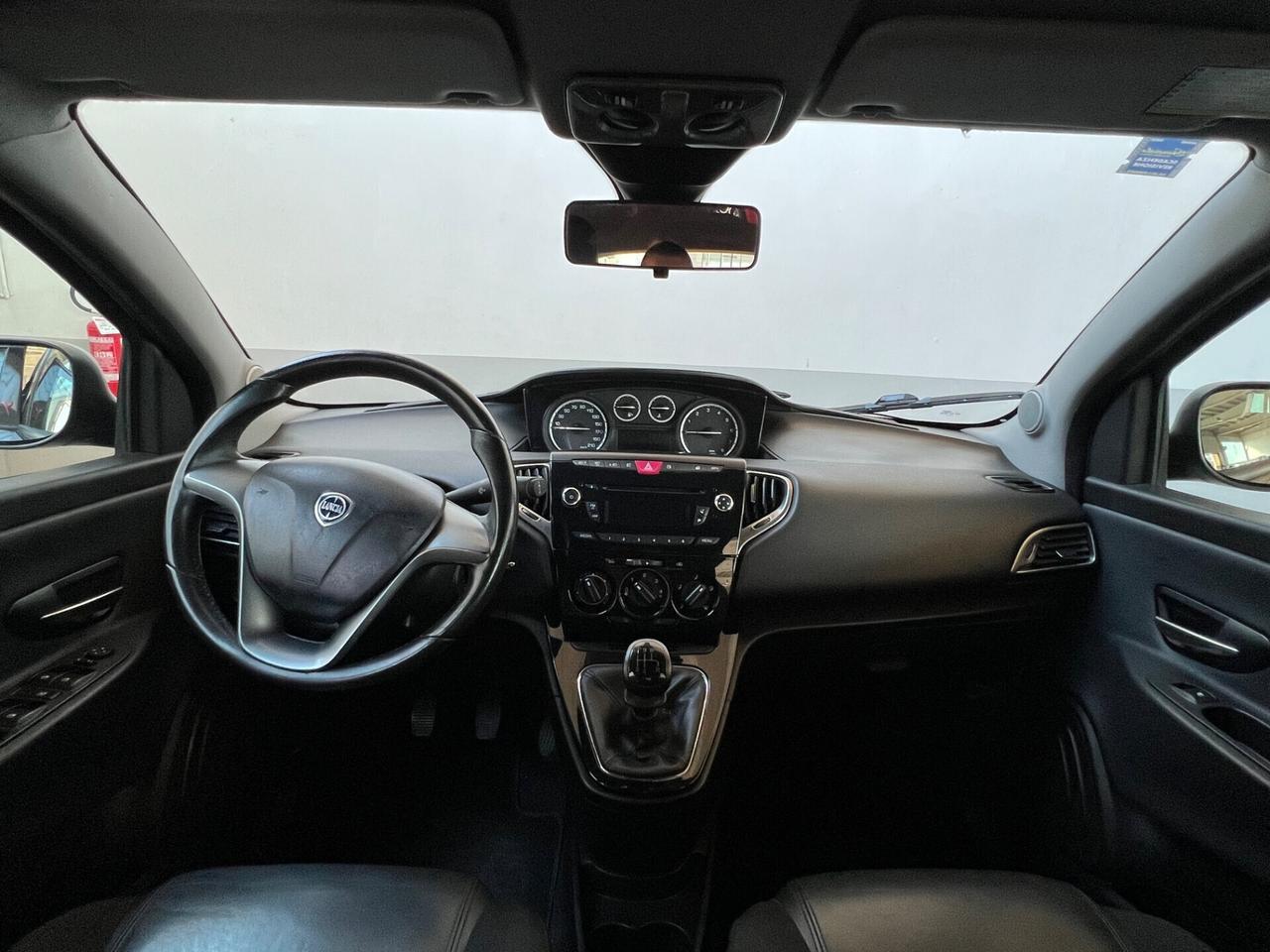 Lancia Ypsilon 1.2 69 CV 5 porte GPL PLATINUM