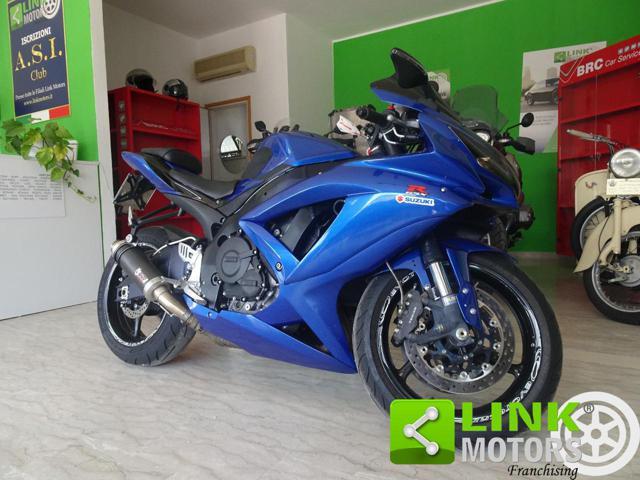 SUZUKI GSX R 750 replica