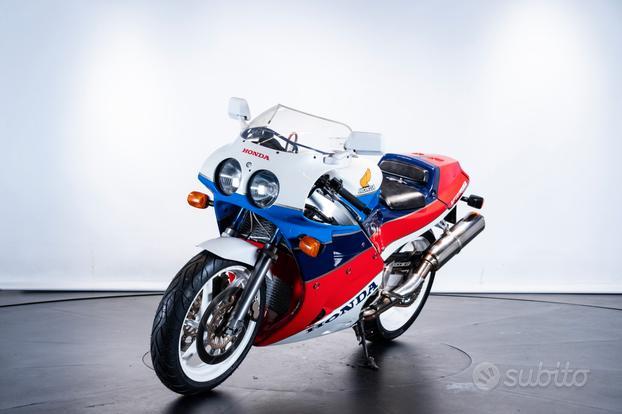 Honda vfr 750 r (rc30) ala oro - 1988