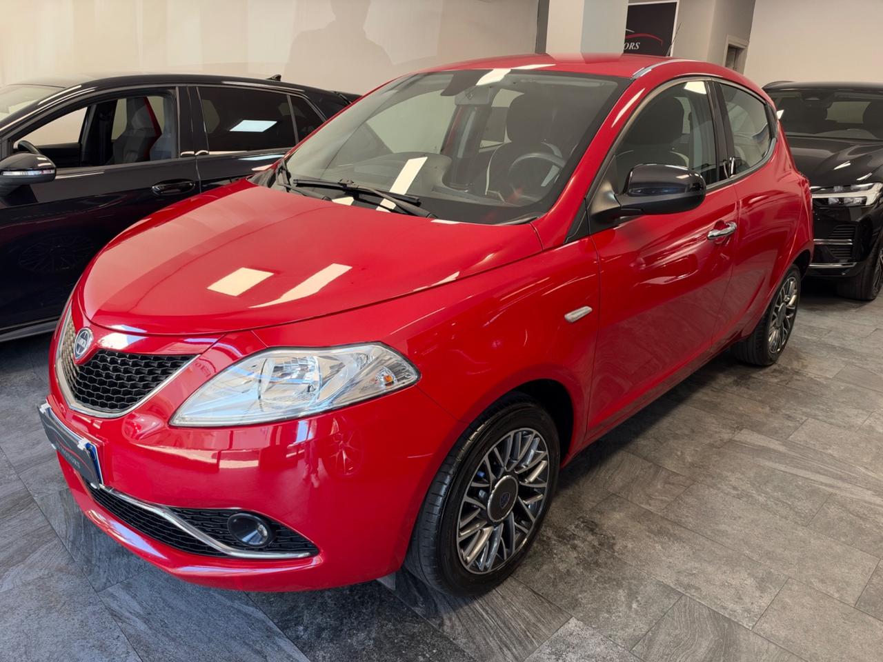 Lancia Ypsilon 1.3 MJT 95 CV Lounge