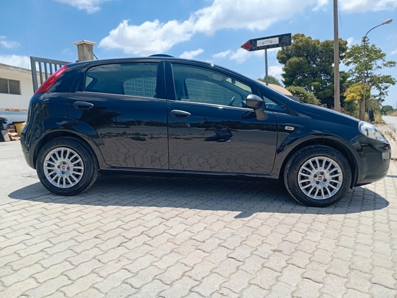 Fiat Punto 1.2 8V 5 porte Street
