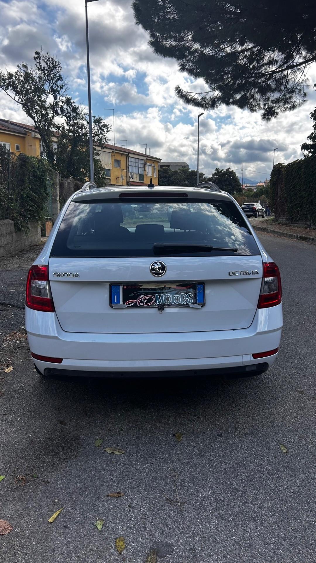 Skoda Octavia 1.6 TDI SCR 115 CV Wagon Executive