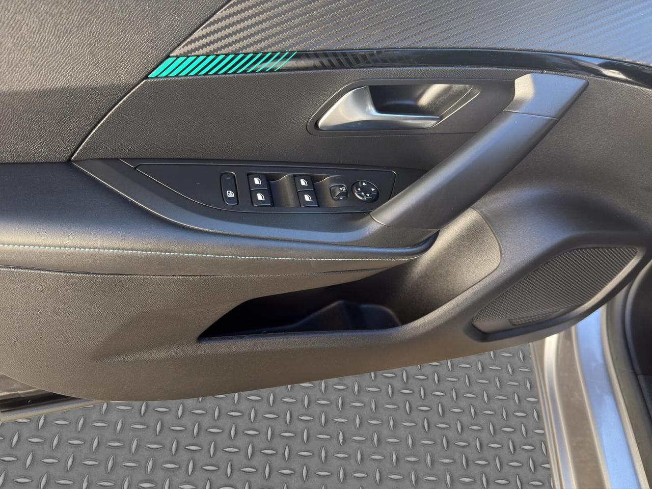 Peugeot 2008 1.5 bluehdi 110cv Allure Pack 2021