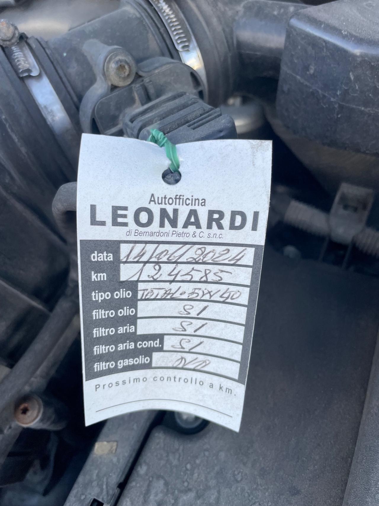 Opel Corsa 1.4 Benzina / GPL - Neopatentati