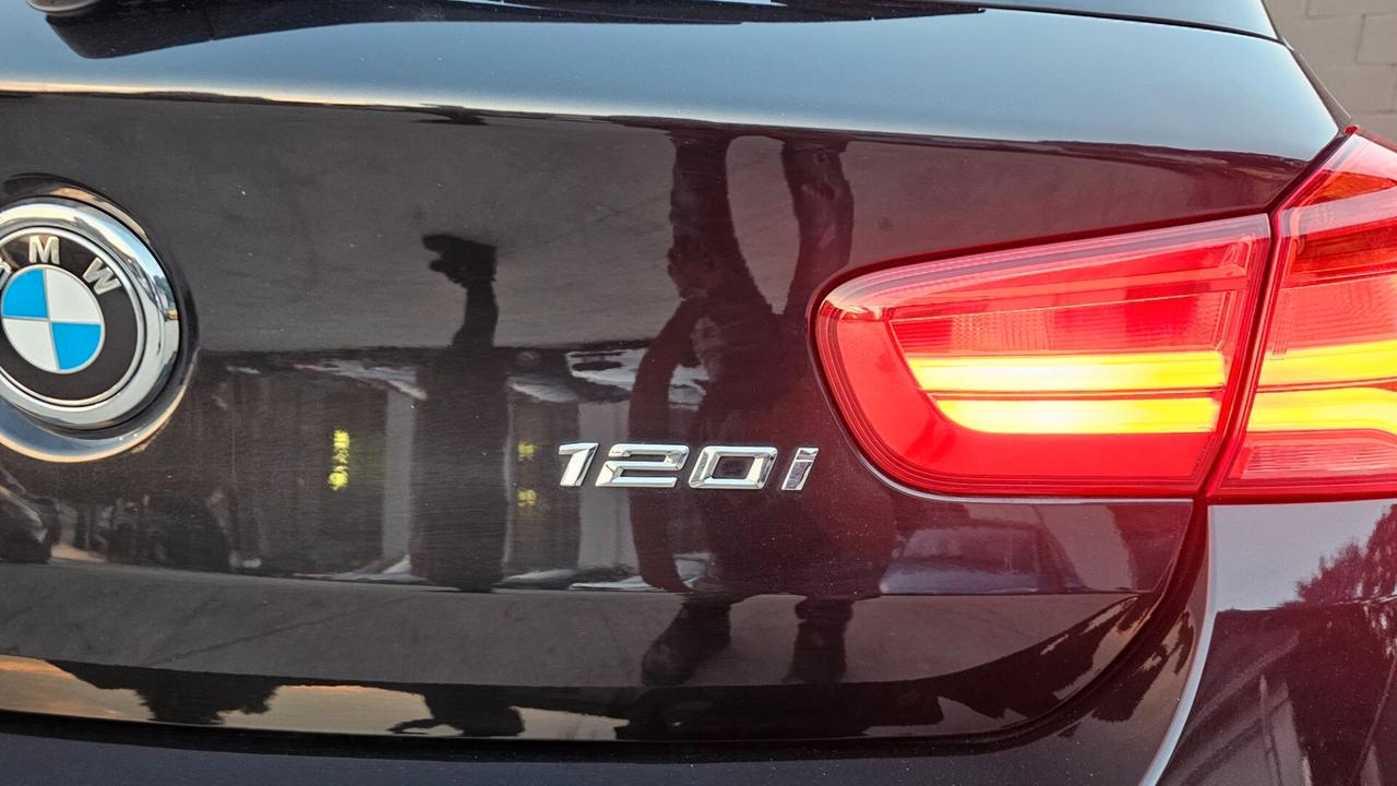 Bmw 120 120i 5p. Msport