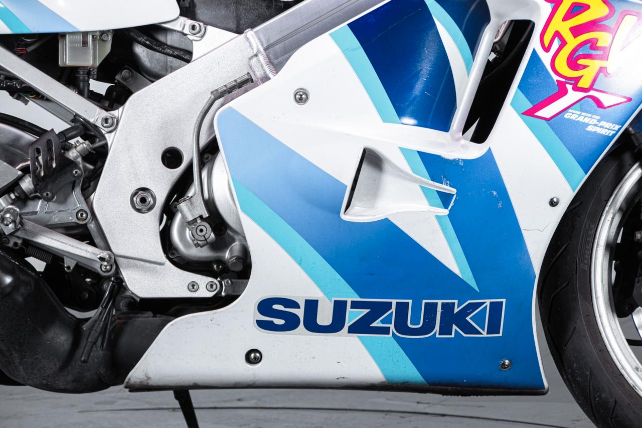 Suzuki RGV 250 GAMMA- 1992