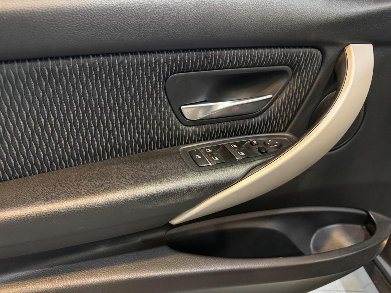 Bmw 318 Touring 318d auto 82.000 KM!!