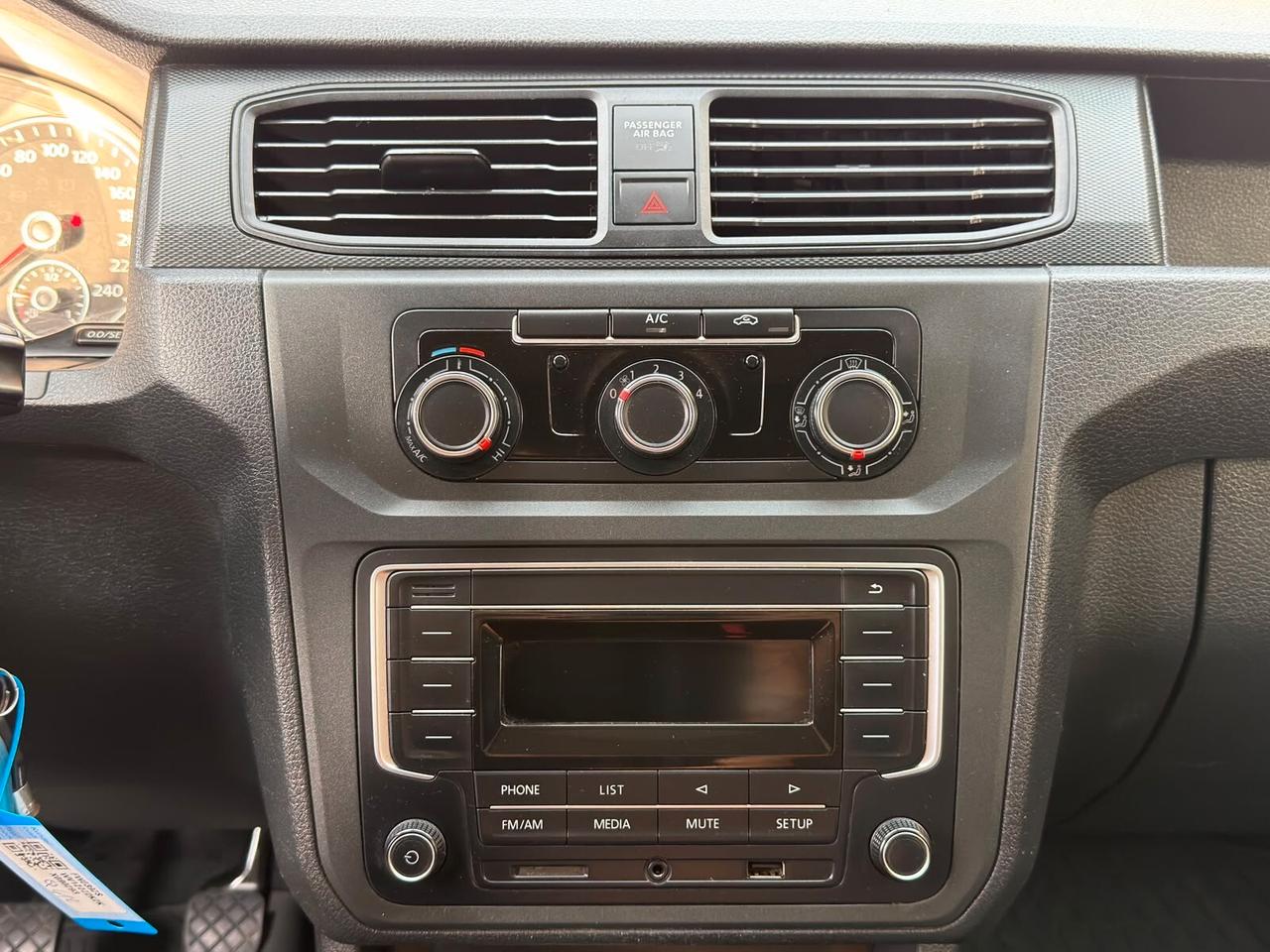 Volkswagen Caddy 2.0 TDI 122 CV 4MOTION - officina mobile gancio