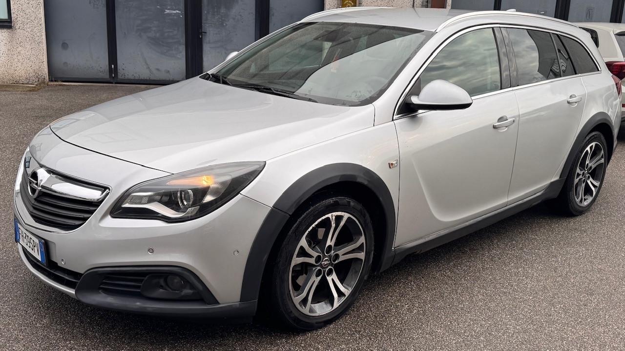 Opel Insignia 1.6 CDTI 136CV Start&Stop Sports Tourer Cosmo