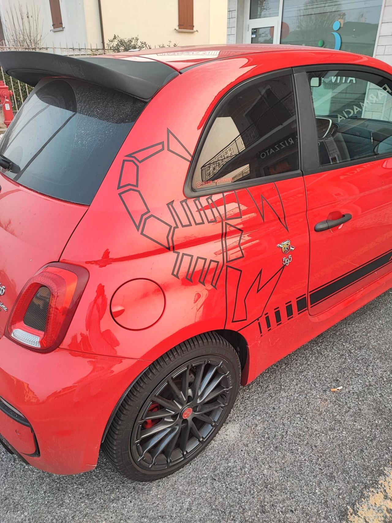 Abarth 595 1.4 Turbo T-Jet 180 CV Competizione