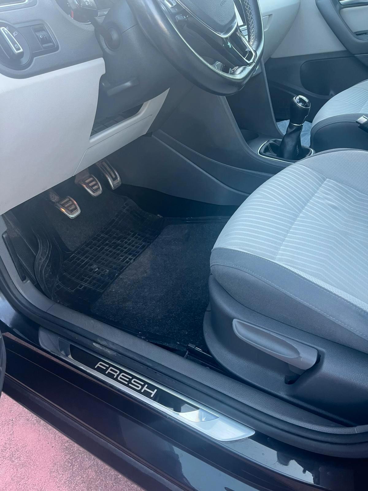 Volkswagen Polo 1.0 MPI 75 CV 5p. Fresh