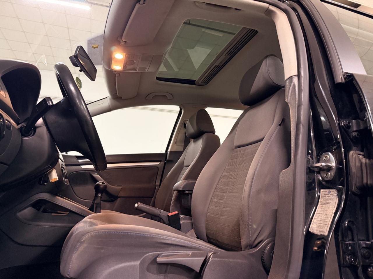 Volkswagen Golf 1.6 5p. Comfortline