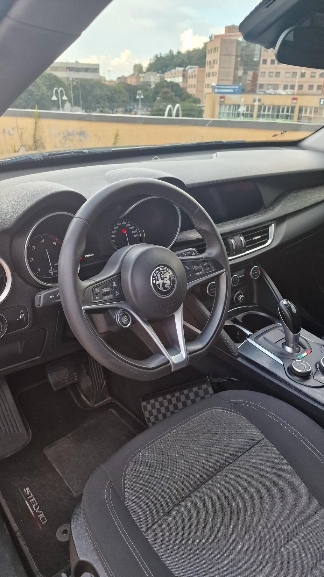 ALFA ROMEO STELVIO Q4 210 CV VELOCE