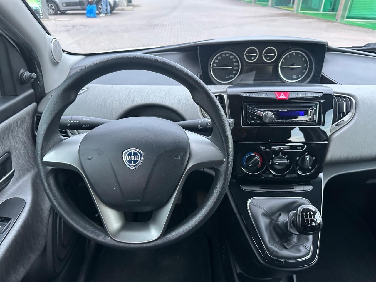 Lancia Ypsilon 1.2 GPL Ecochic Possibile Permuta e Finanziamento