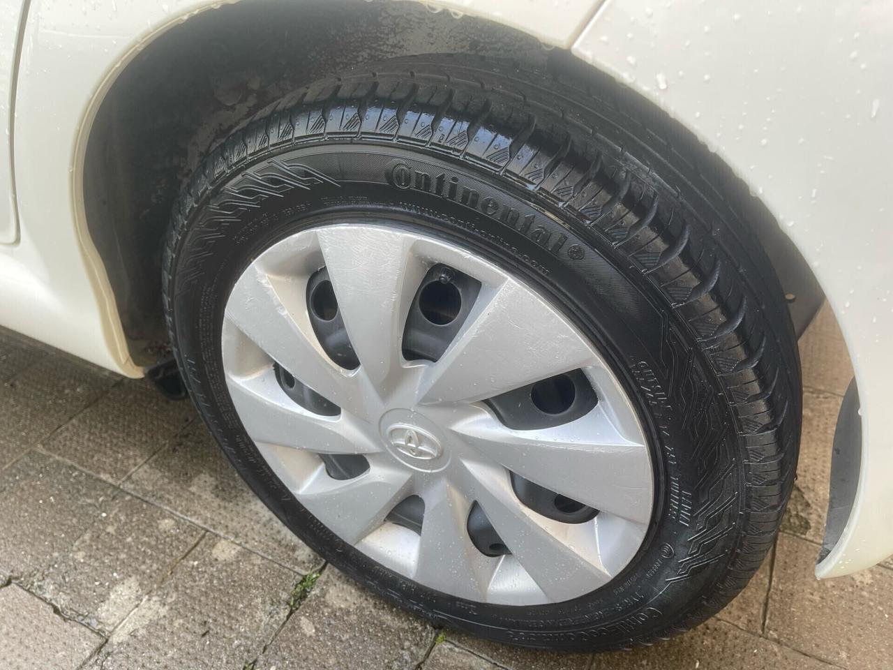 Toyota Aygo 1.0 12V VVT-i 5 porte Edition