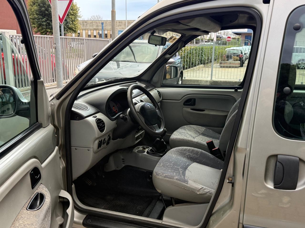Renault Kangoo 1.9 dCi 4x4 5p. Privilège