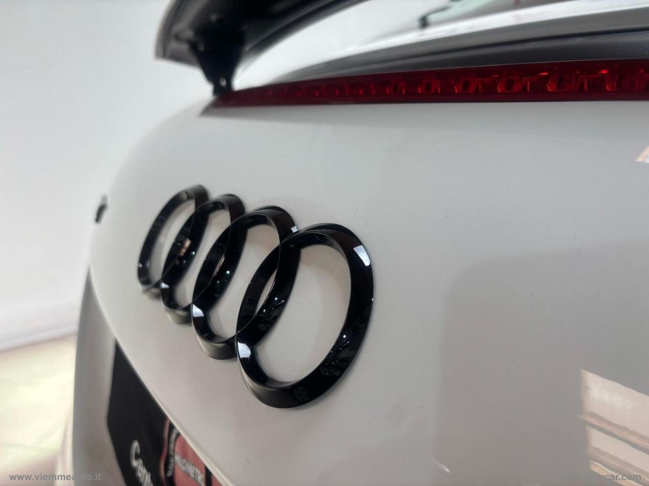 AUDI TT Coupé 2.0 TDI quattro Advanced plus
