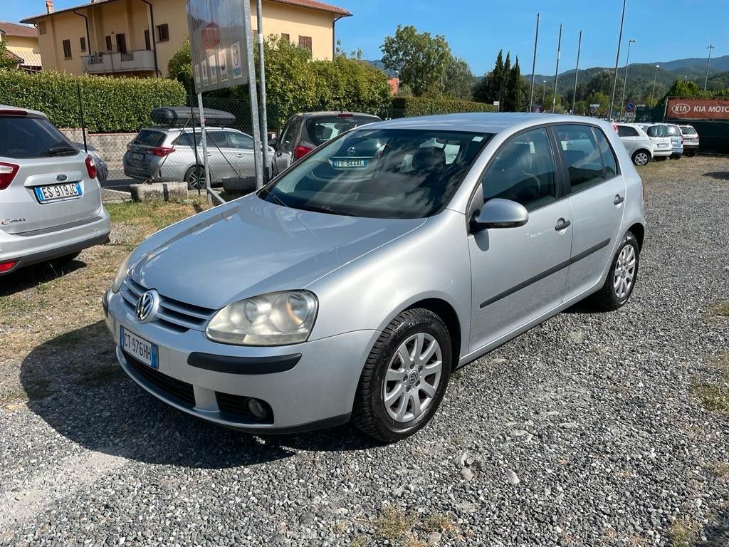 Volkswagen Golf 1.6 16V FSI 5p. Comfortline