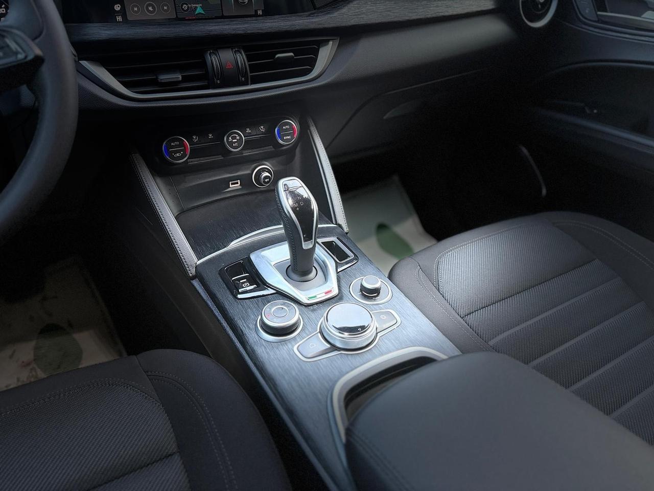 Alfa Romeo Stelvio 2.2 Turbodiesel 160 CV AT8 RWD Super Business