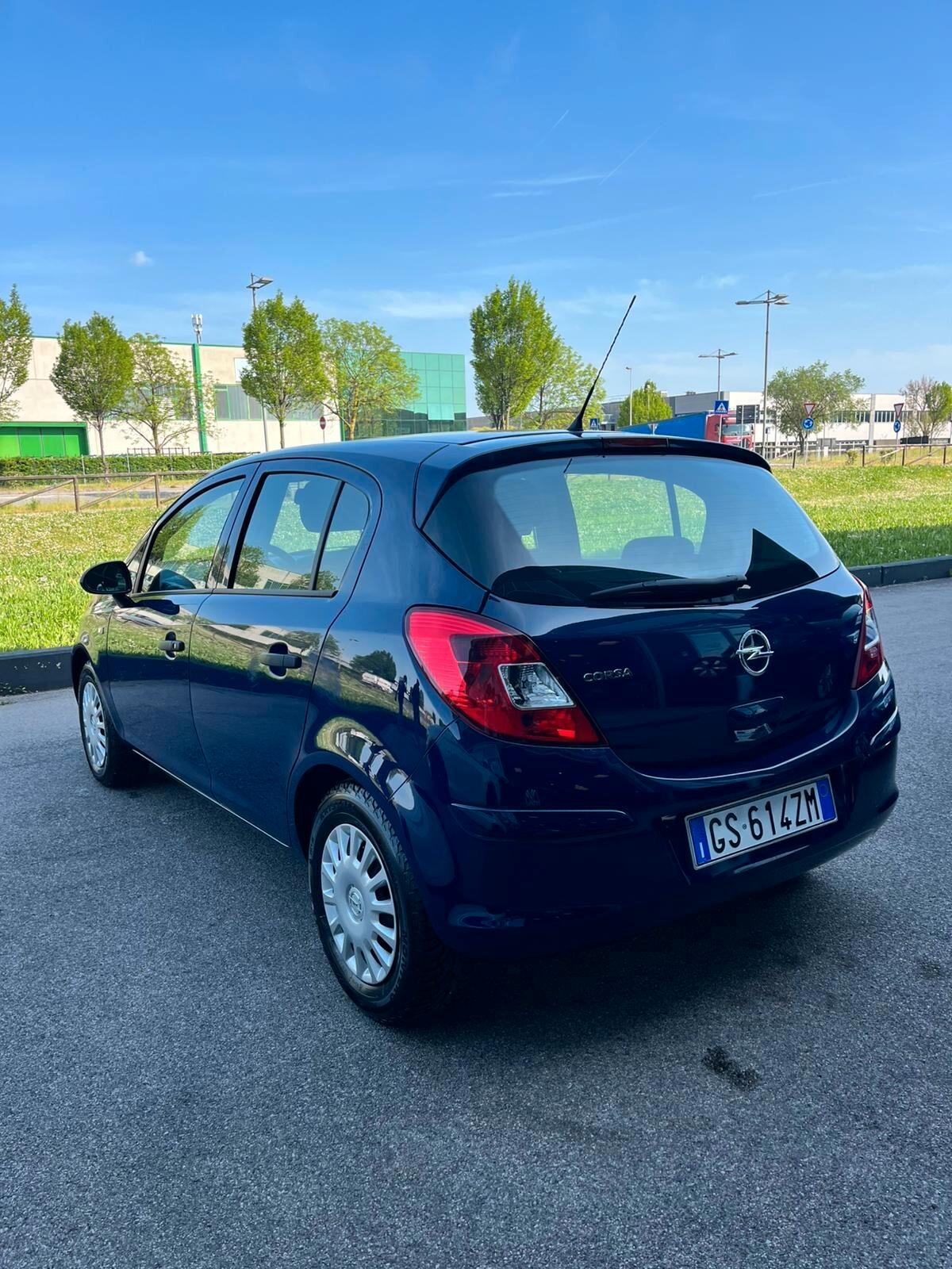 Opel Corsa 1.2 Neopatentati 31.000km