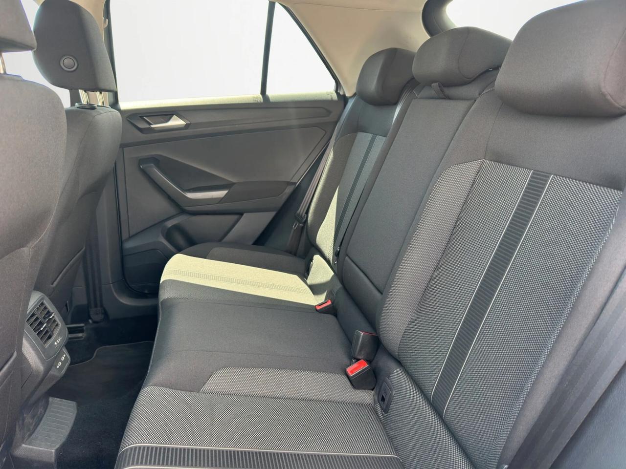 Volkswagen T-Roc 1.5 TSI ACT DSG Sport
