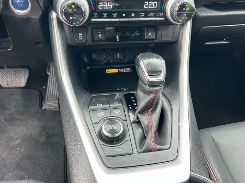 Toyota RAV4 Plug-in 2.5 PHEV E-CVT More Dynamic AWD-i