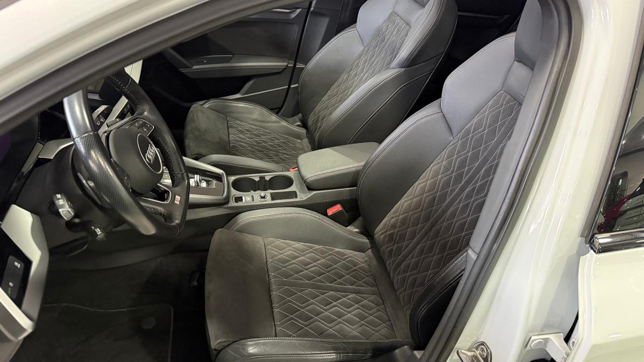 AUDI A3 SPORTBACK S LINE TETTO APRIBILE