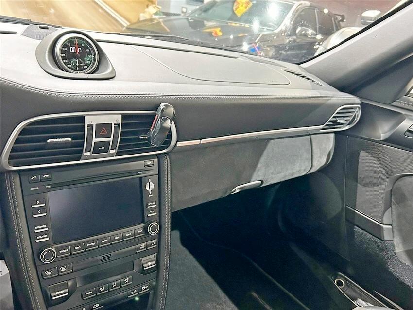 Porsche 911 997 Coupe 3.8 Carrera 4 GTS