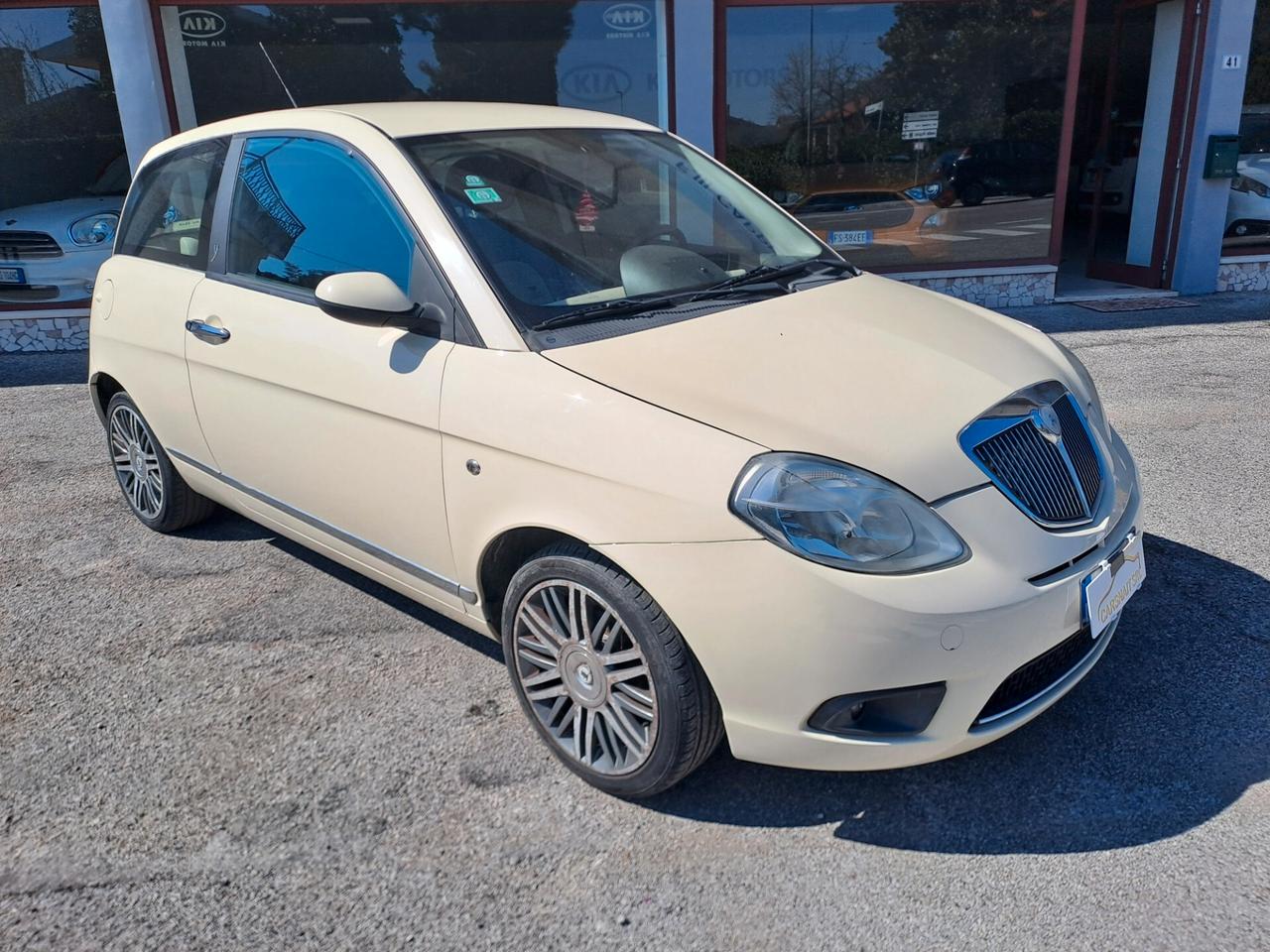 Lancia Ypsilon 1.2